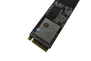 ADATA XPG SX8200 Pro 9