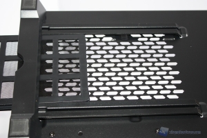 Corsair 350D_92